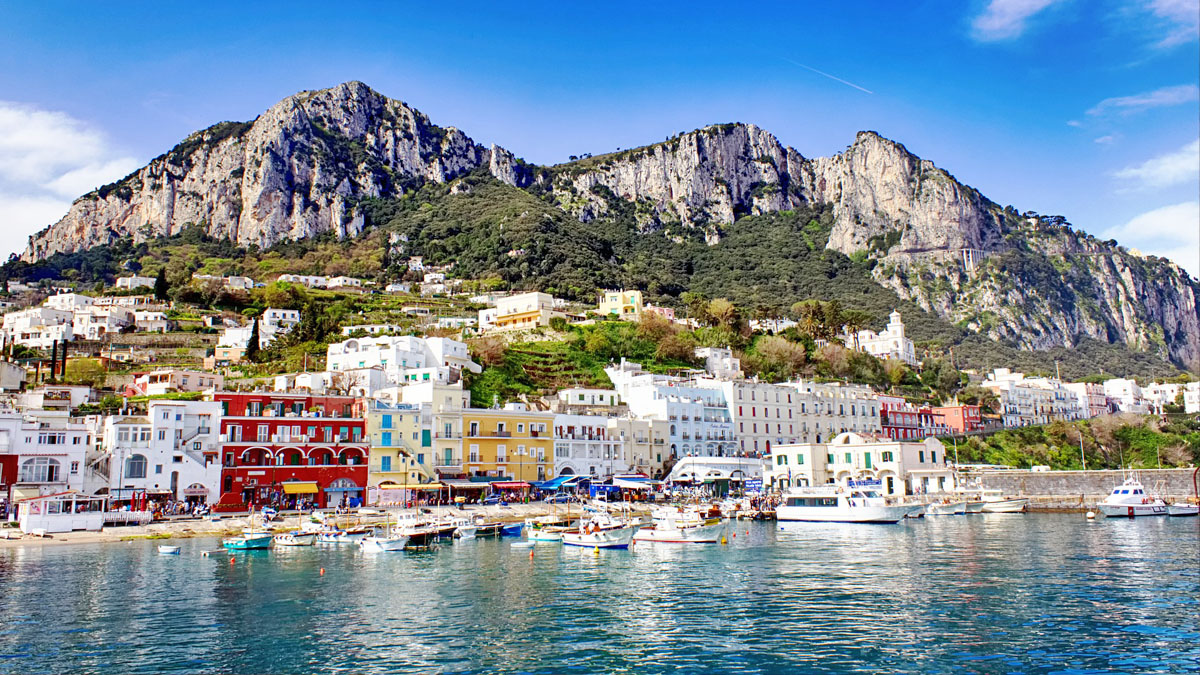 A Guide to Capri: Top Luxury Hotels on the Island
